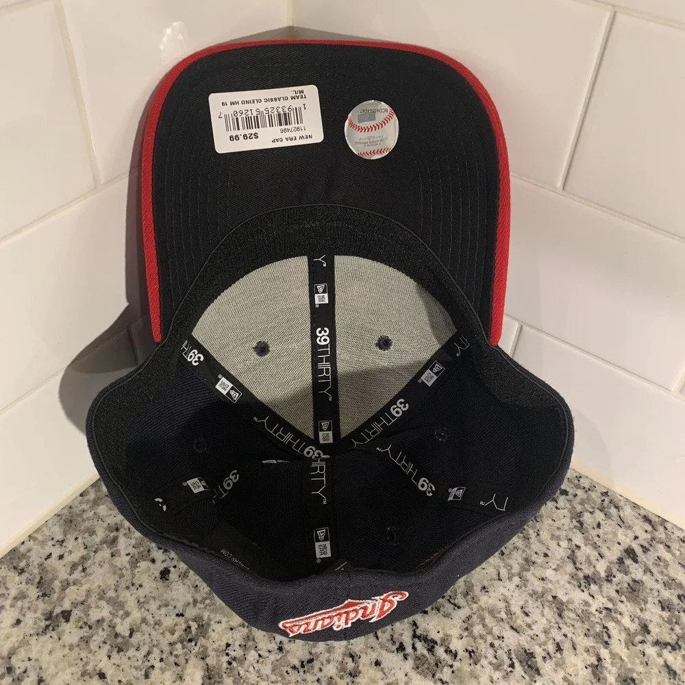 Cleveland Indians New Era 39THIRTY Navy Red Team Classic Stretch Flex Hat M/L
